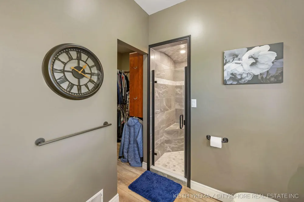 7453 Southwood SW Byron Center, MI 49315
