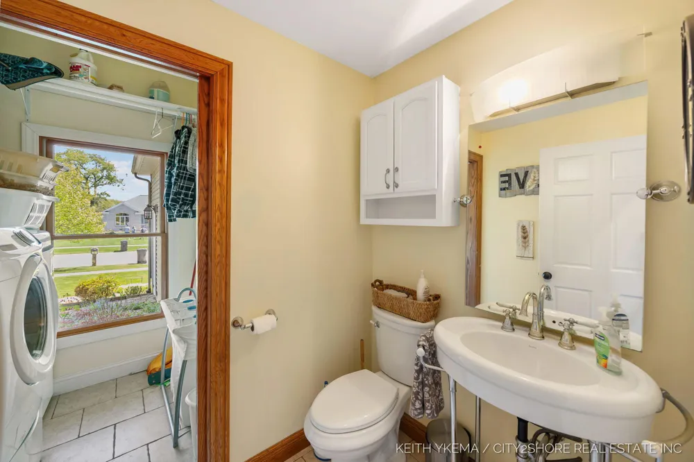 7453 Southwood SW Byron Center, MI 49315