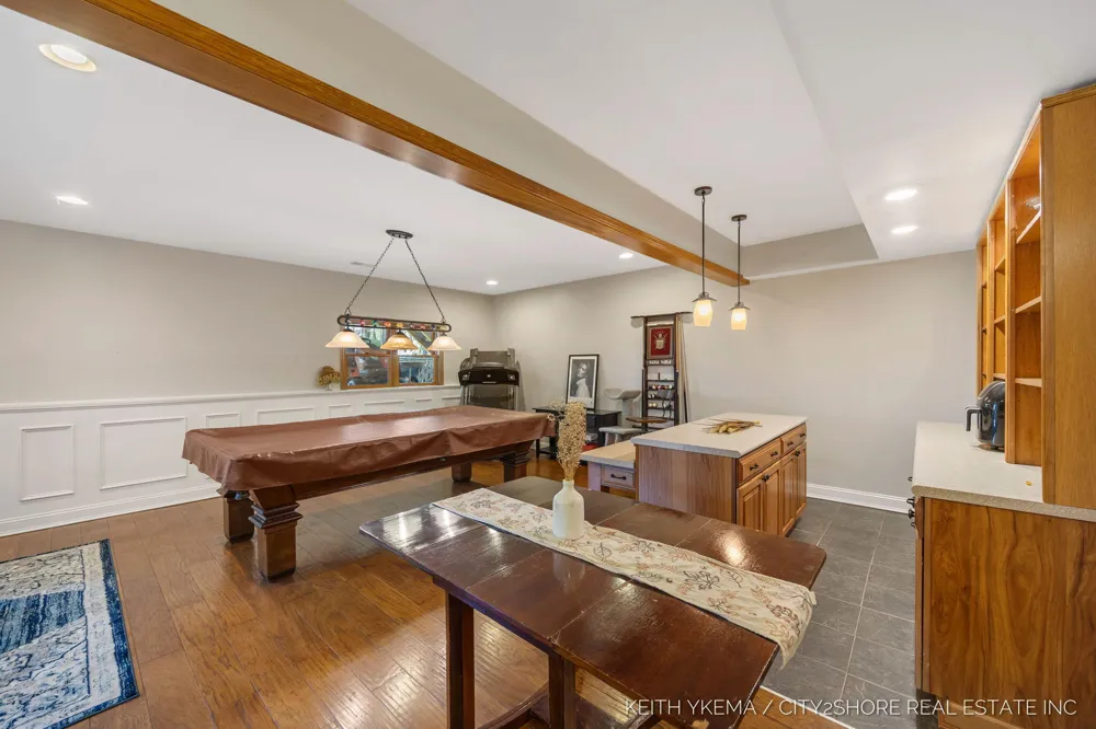 7453 Southwood SW Byron Center, MI 49315