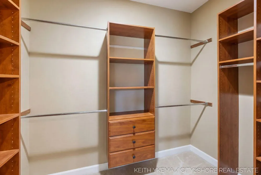 7453 Southwood SW Byron Center, MI 49315