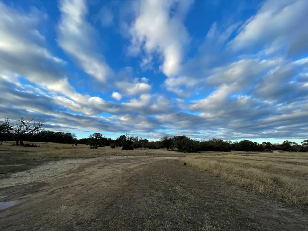 428 County Road 326a Bertram, TX 78605