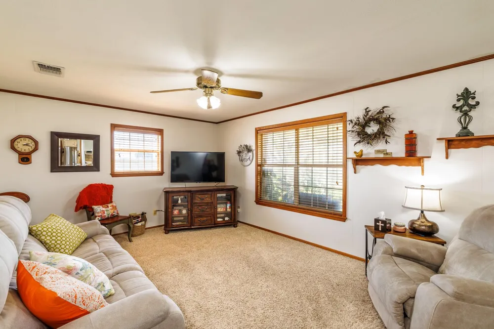 2110 Immenhauser Road Yoakum, TX 77995