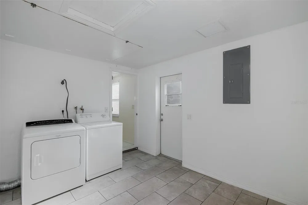1148 FERNWOOD DRIVE Holiday, FL 34690