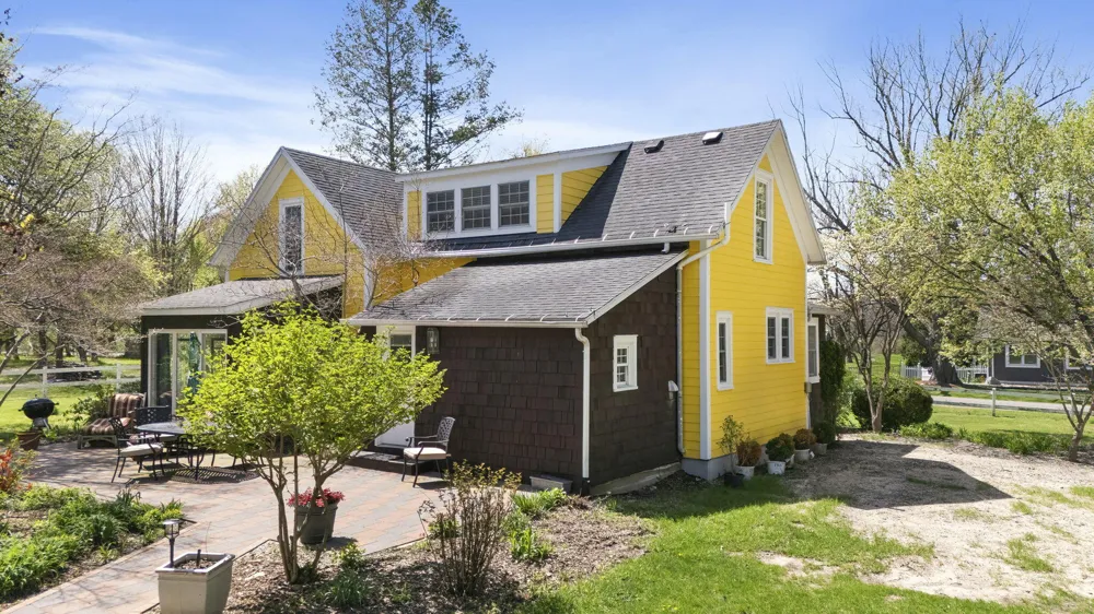 11971 S Hildebrandt Road Sawyer, MI 49125