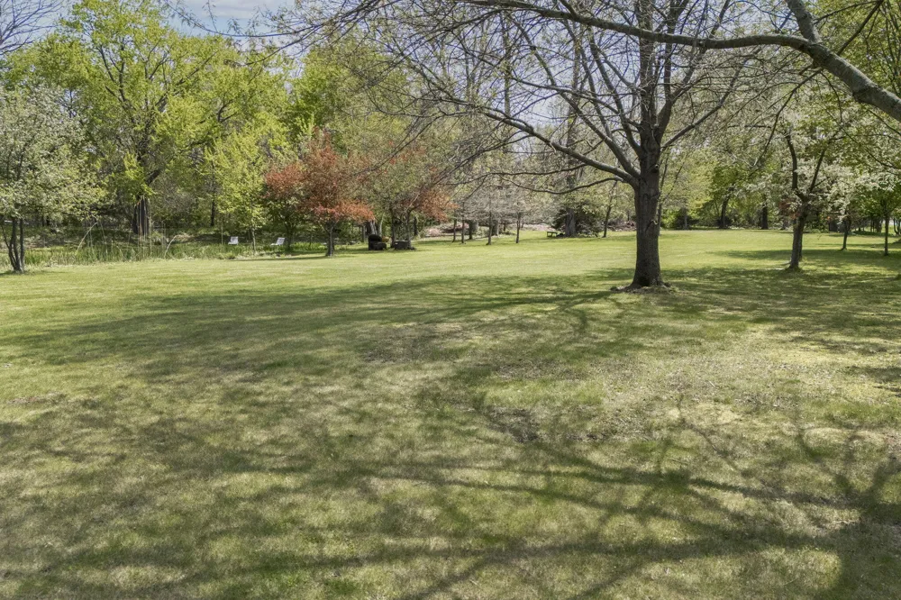 11971 S Hildebrandt Road Sawyer, MI 49125
