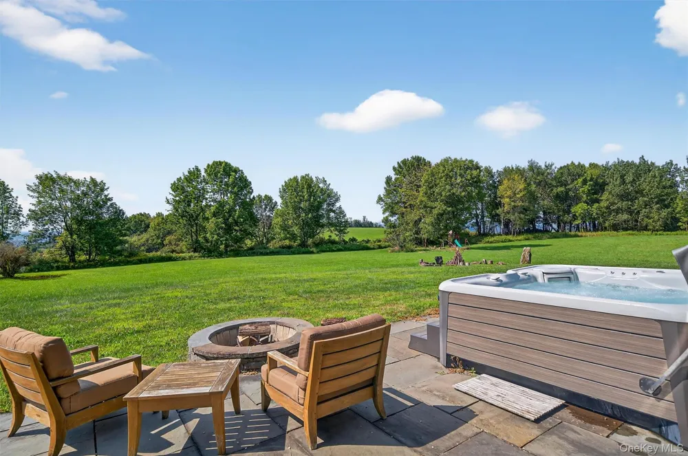 63 Sky View Drive Callicoon, NY 12723