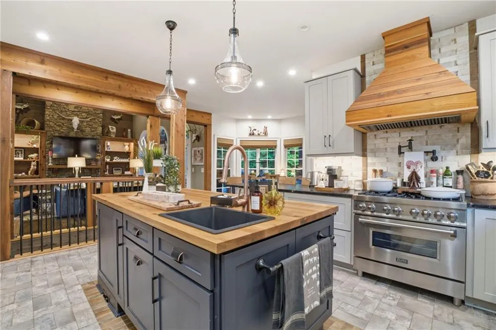 416 Spring Place Road NE White, GA 30184