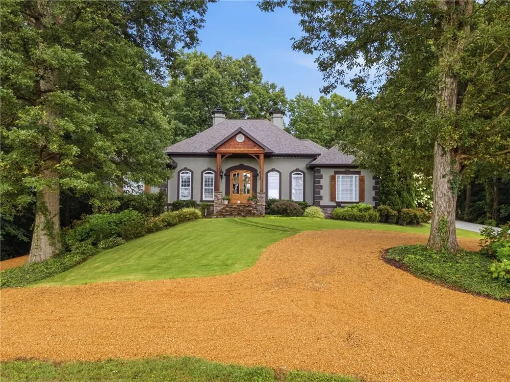 416 Spring Place Road NE White, GA 30184