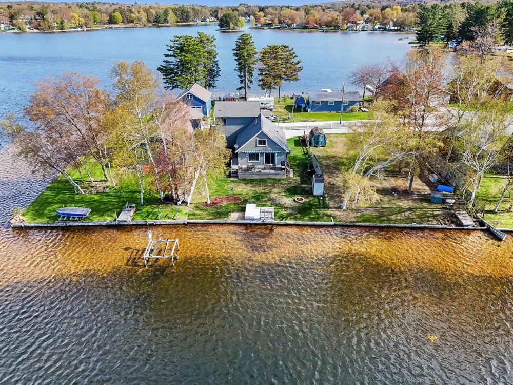 1763 White Birch Drive Mears, MI 49436
