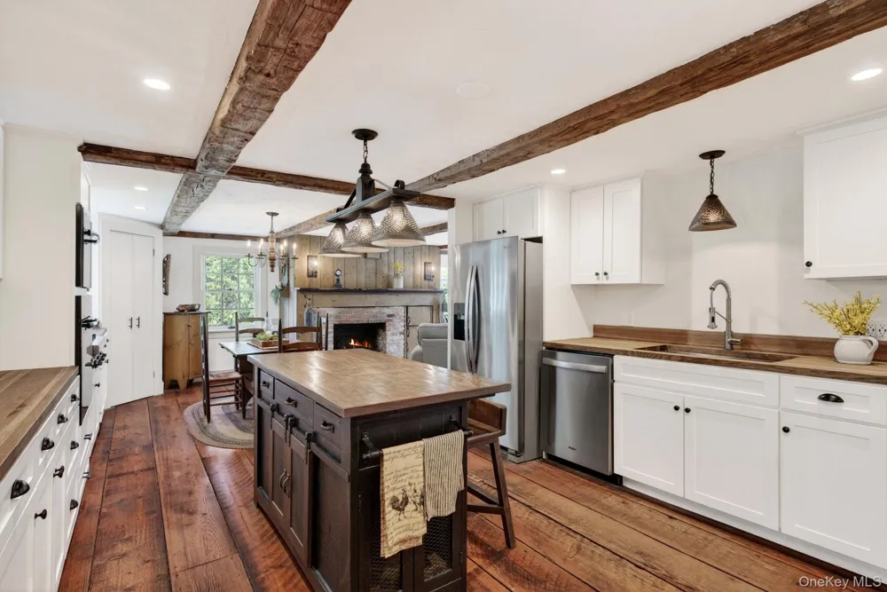 1429 Jackson Corners Road Red Hook, NY 12571