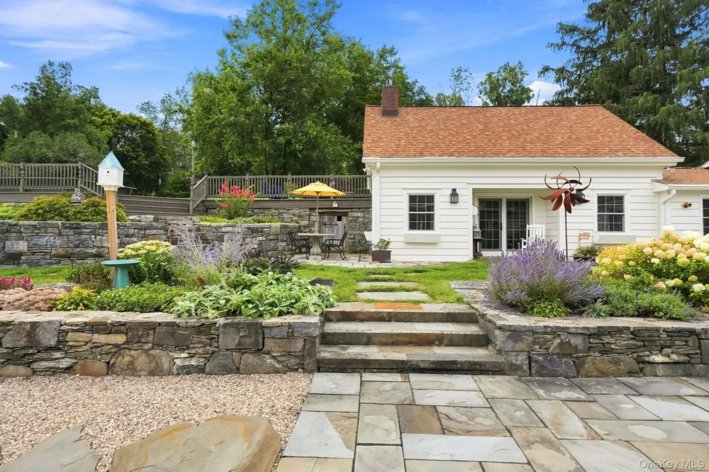 1429 Jackson Corners Road Red Hook, NY 12571