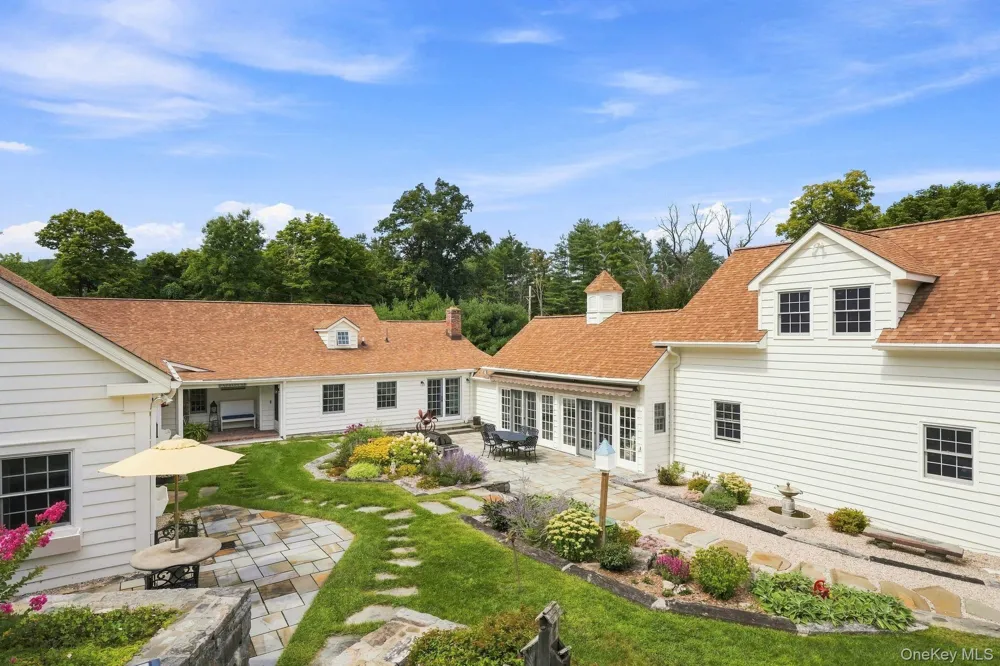 1429 Jackson Corners Road Red Hook, NY 12571