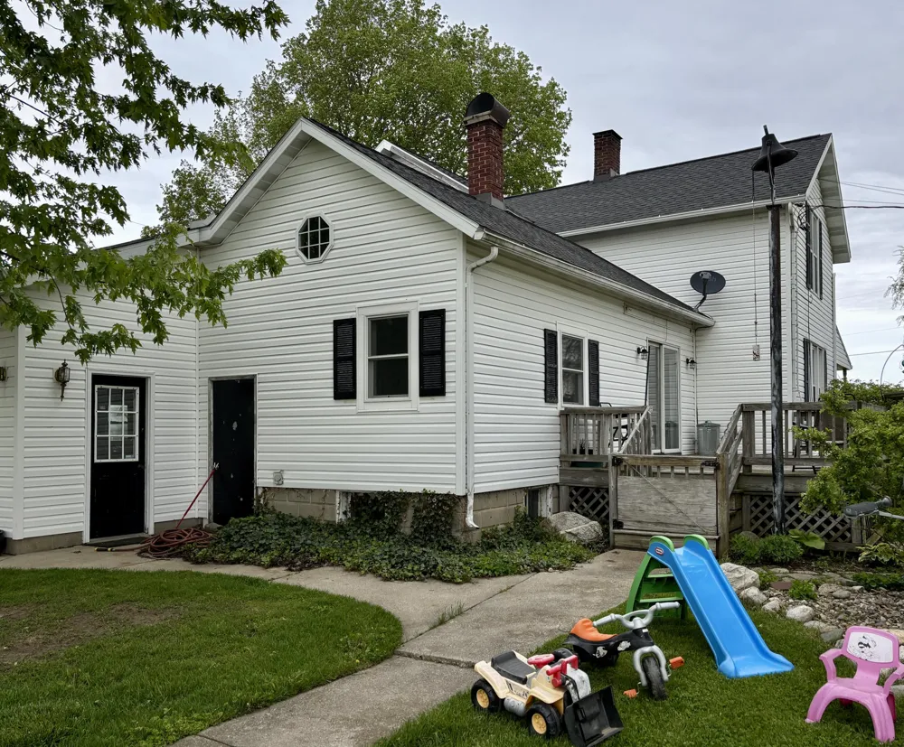 5410 Long Lake Road Berrien Springs, MI 49103