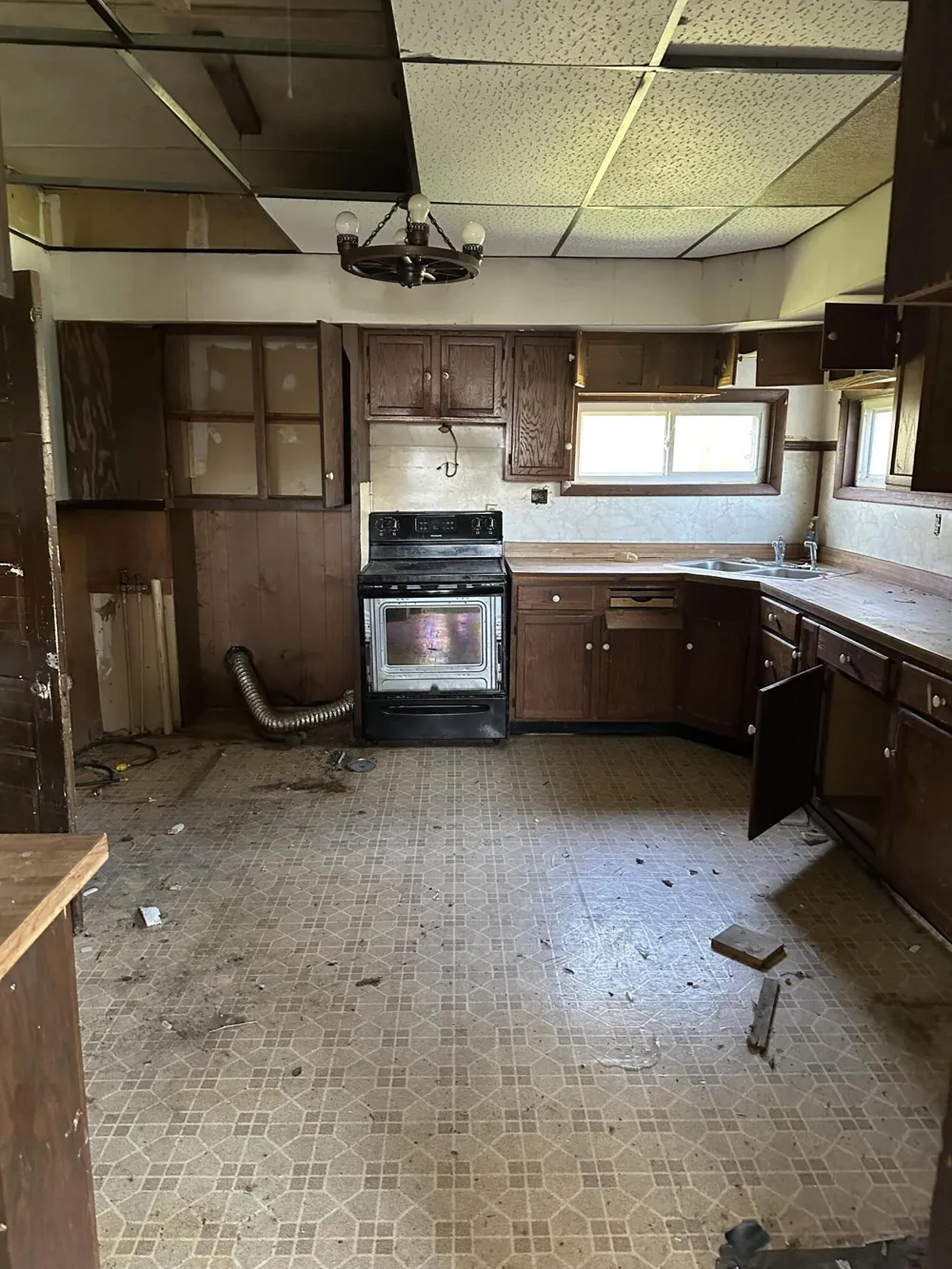 206 S 56th Avenue Mears, MI 49436