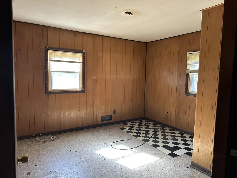 206 S 56th Avenue Mears, MI 49436