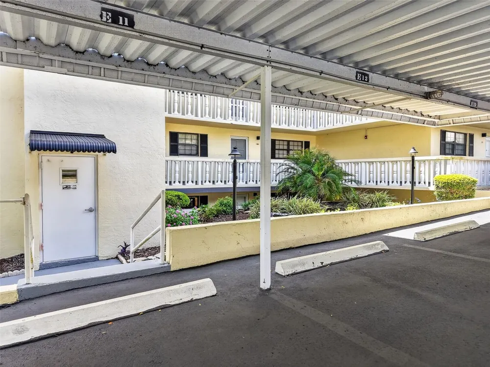 101 GRANDVIEW STREET #1 Mount Dora, FL 32757