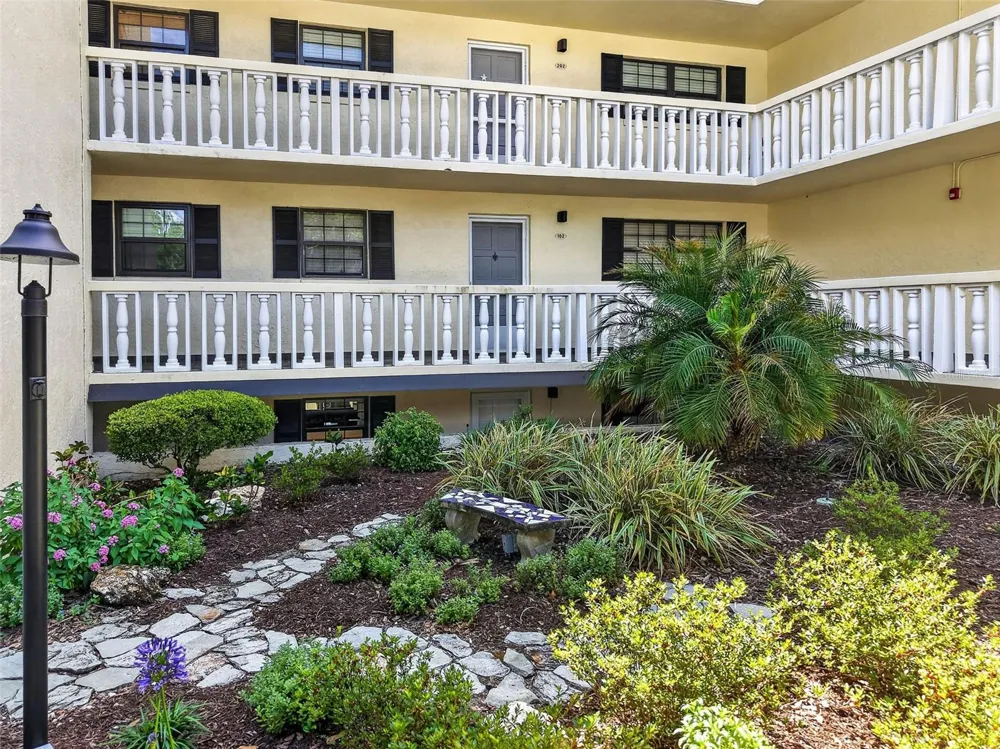 101 GRANDVIEW STREET #1 Mount Dora, FL 32757