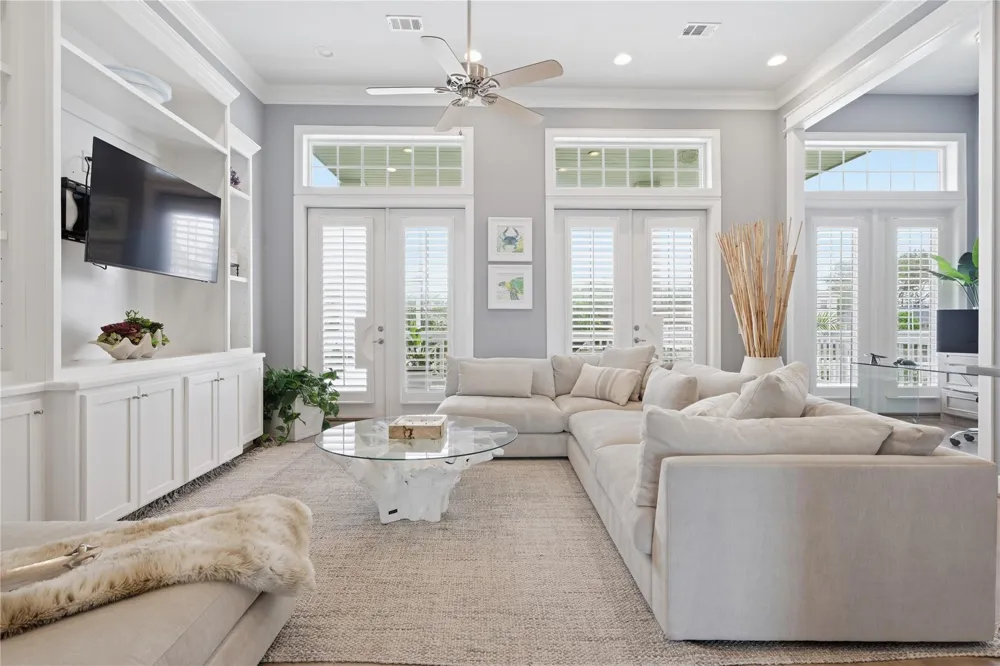 2174 Marina Way Kemah, TX 77565