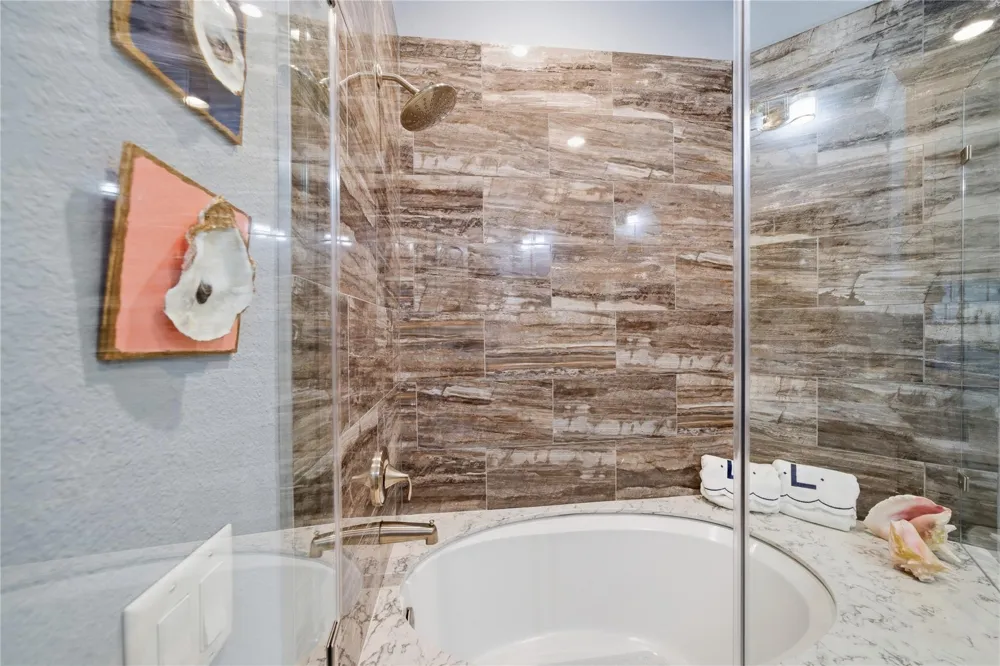 2174 Marina Way Kemah, TX 77565