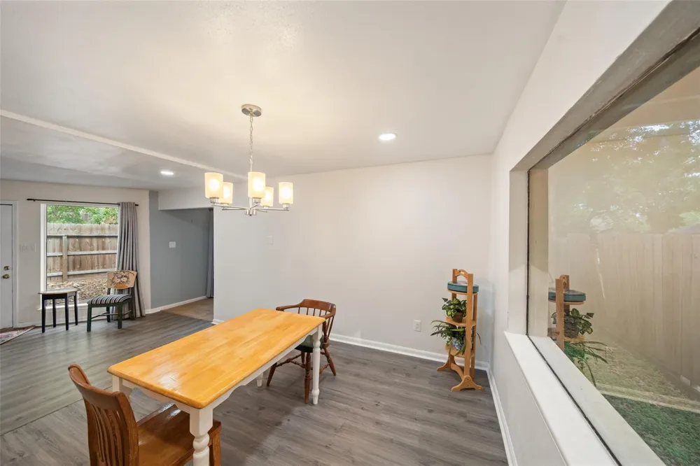 16510 De Lozier Street Jersey Village, TX 77040