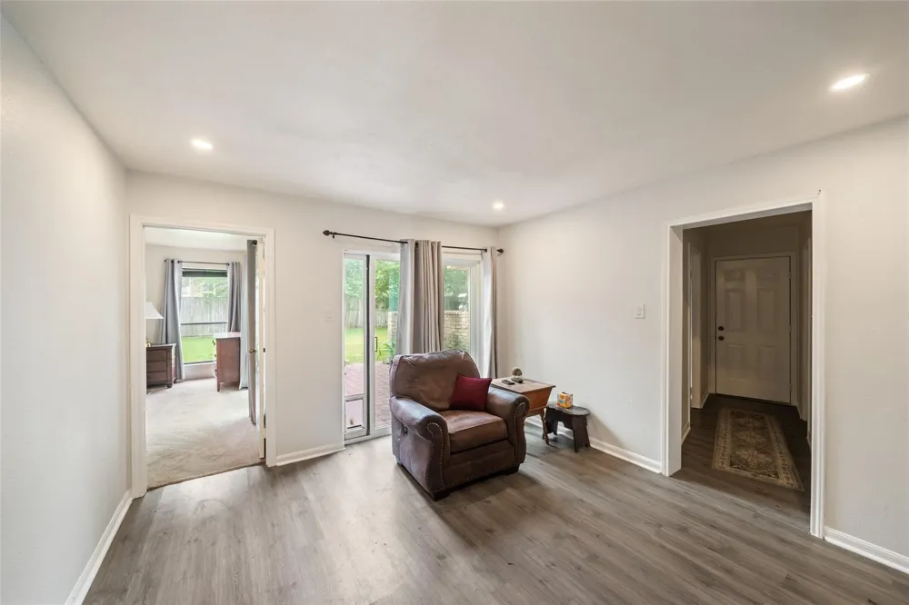 16510 De Lozier Street Jersey Village, TX 77040