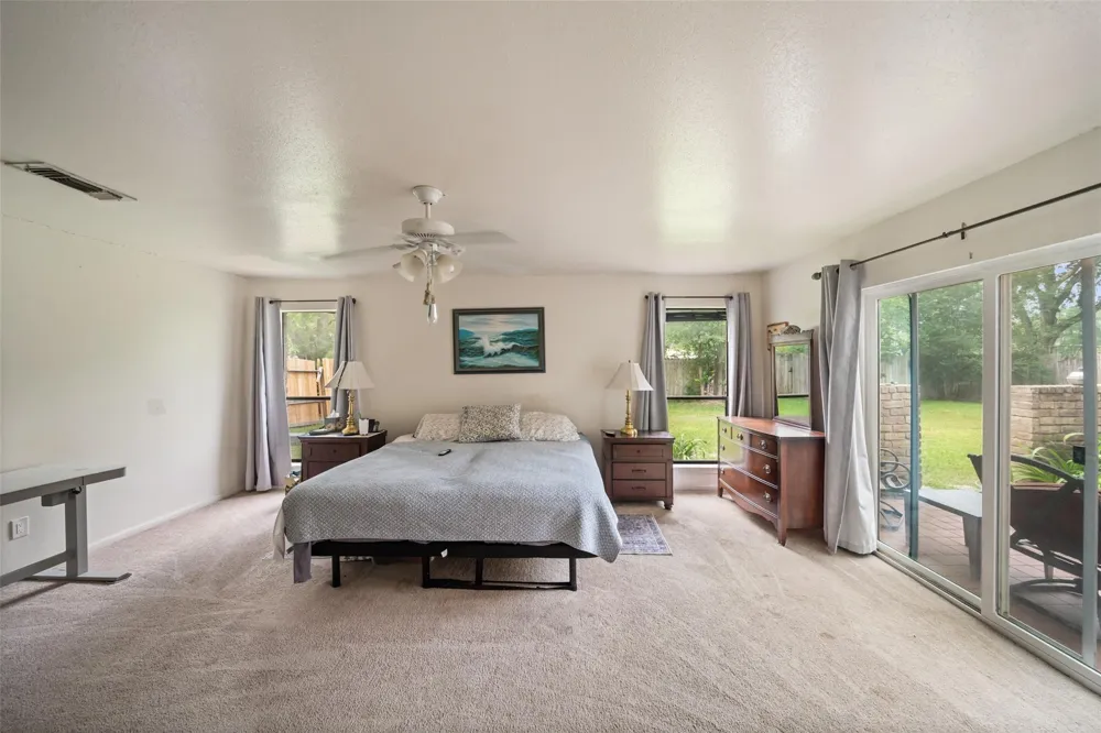 16510 De Lozier Street Jersey Village, TX 77040