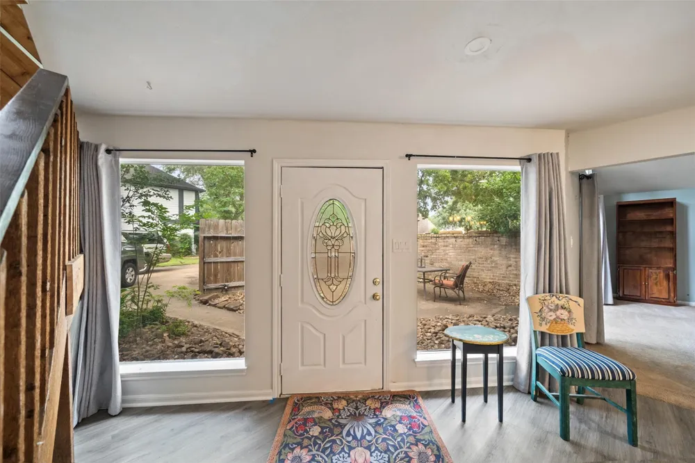 16510 De Lozier Street Jersey Village, TX 77040