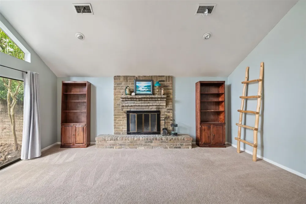 16510 De Lozier Street Jersey Village, TX 77040