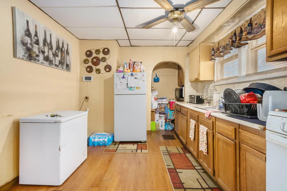 955 Colfax Avenue Benton Harbor, MI 49022