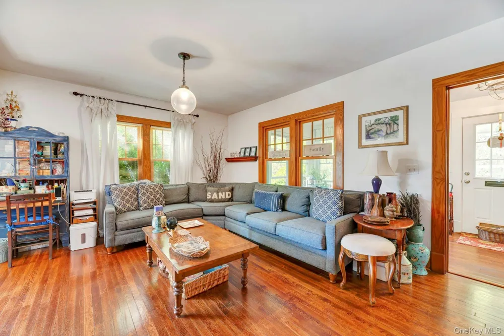 1025 9th Street Greenport, NY 11944