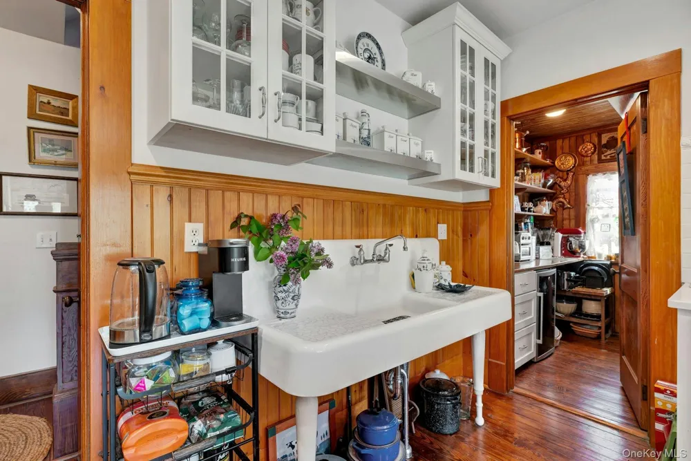 1025 9th Street Greenport, NY 11944