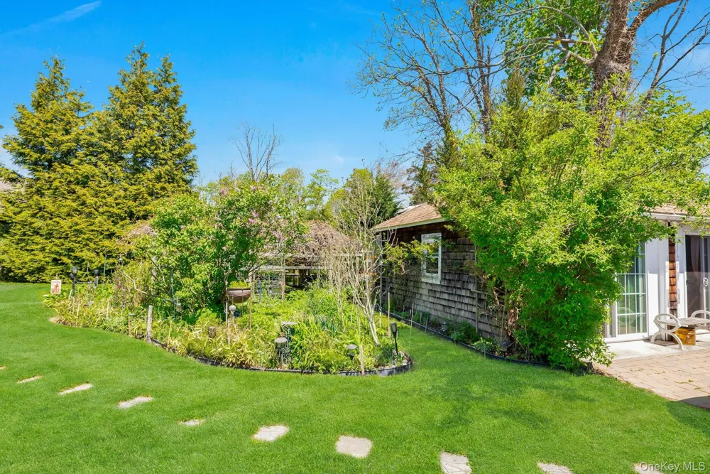1025 9th Street Greenport, NY 11944