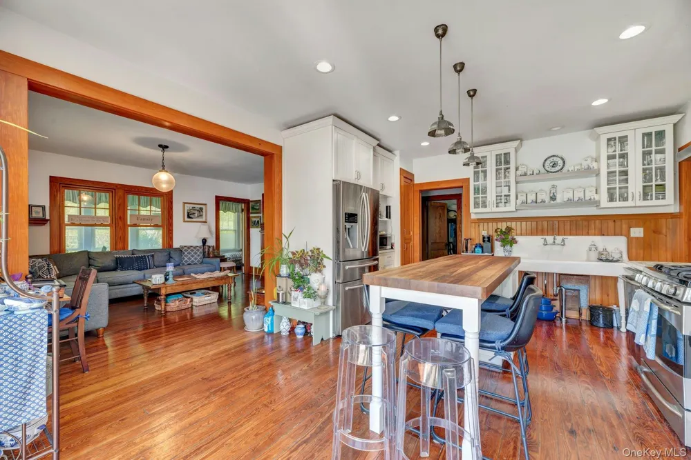1025 9th Street Greenport, NY 11944