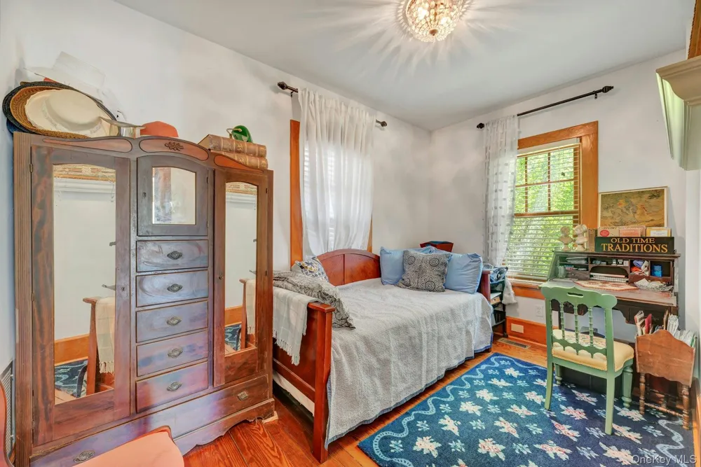 1025 9th Street Greenport, NY 11944