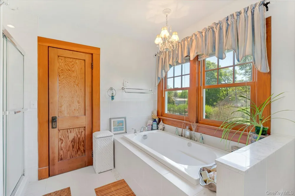 1025 9th Street Greenport, NY 11944