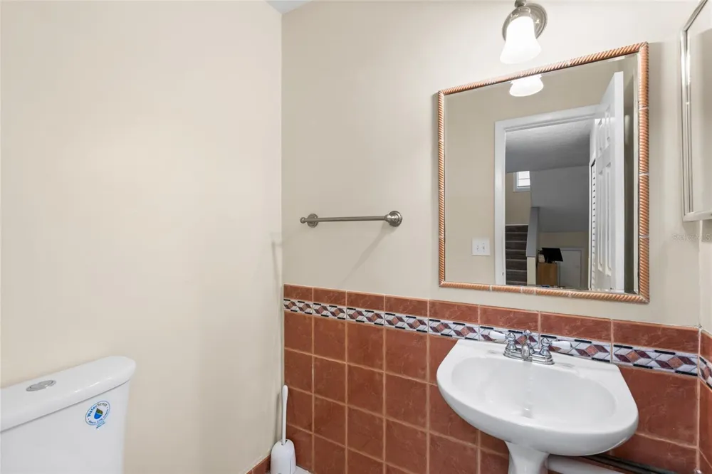 7608 WILLOW PARK DRIVE Temple Terrace, FL 33637