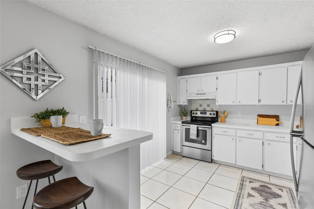 7608 WILLOW PARK DRIVE Temple Terrace, FL 33637