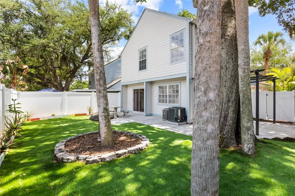 7608 WILLOW PARK DRIVE Temple Terrace, FL 33637