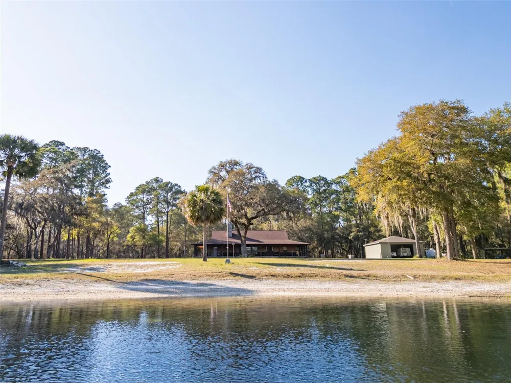 8600 NE 147TH AVENUE ROAD Silver Springs, FL 34488