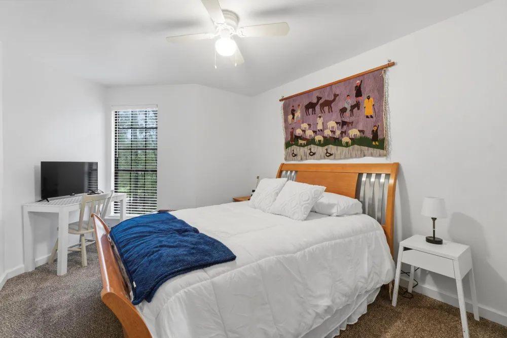 465 Creek Drive Onalaska, TX 77360