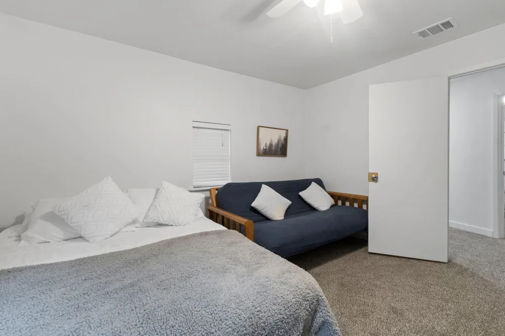 465 Creek Drive Onalaska, TX 77360