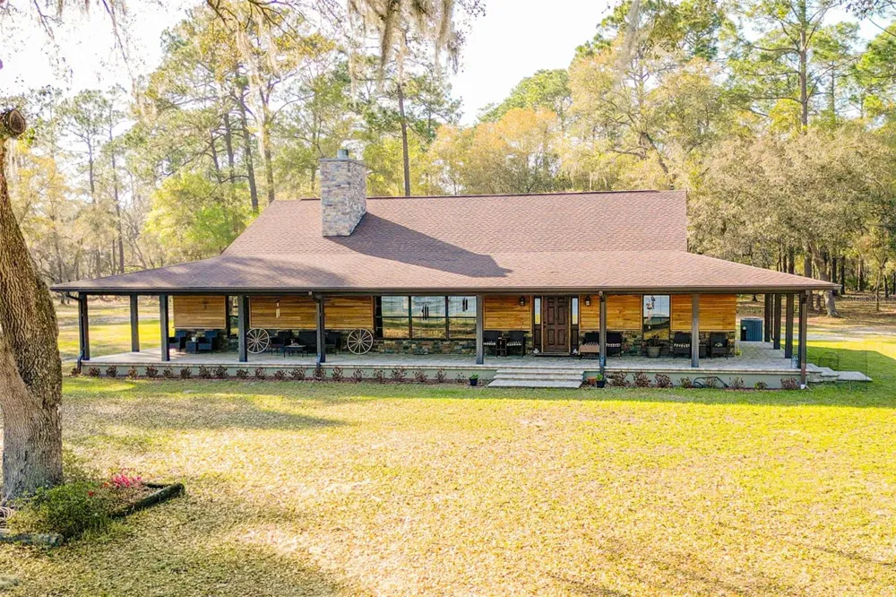 8600 NE 147TH AVENUE ROAD Silver Springs, FL 34488