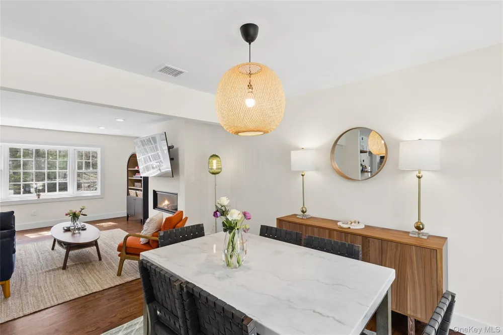 135 Pembroke Drive East Hampton, NY 11937