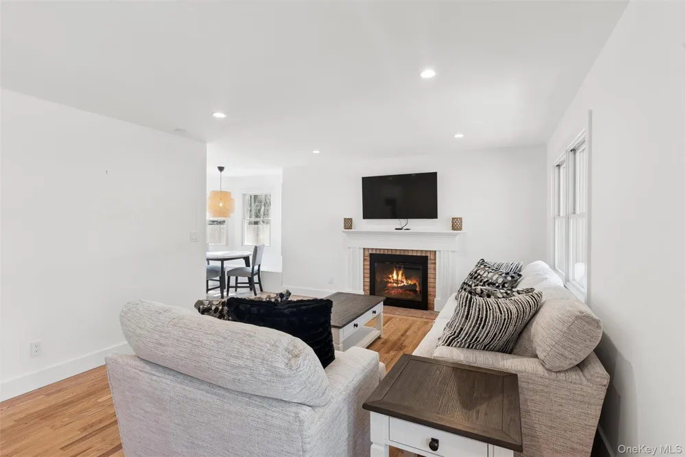 502 Springs Fireplace Road East Hampton, NY 11937