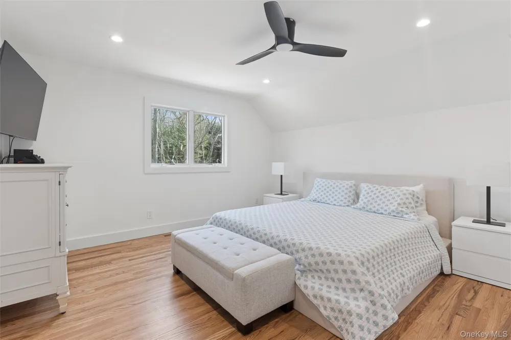 502 Springs Fireplace Road East Hampton, NY 11937