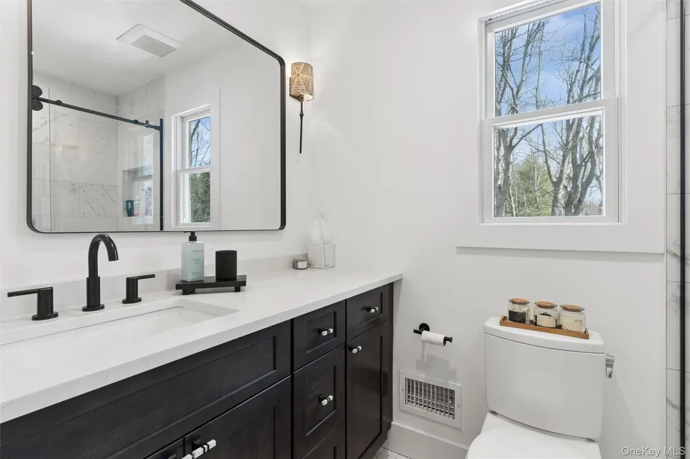 502 Springs Fireplace Road East Hampton, NY 11937