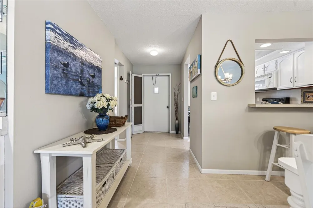 360 THREE LAKES LANE #J Venice, FL 34285