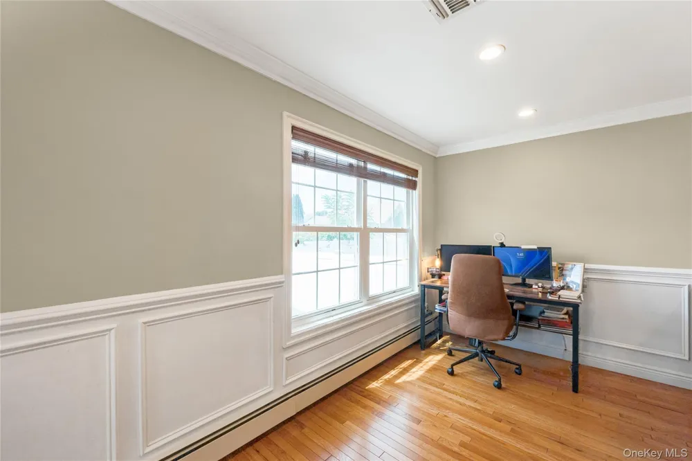 2758 Harvard Place Baldwin, NY 11510