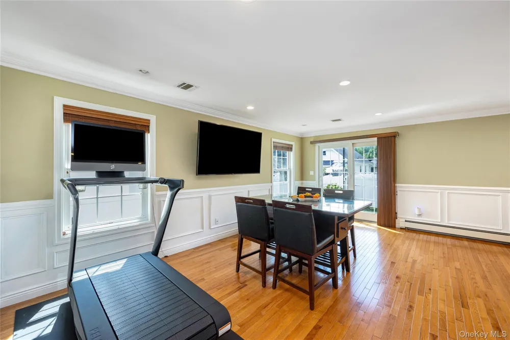 2758 Harvard Place Baldwin, NY 11510