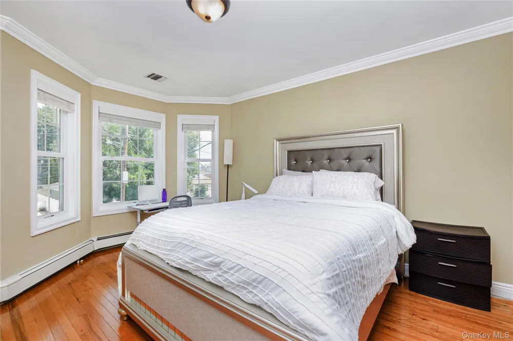 2758 Harvard Place Baldwin, NY 11510